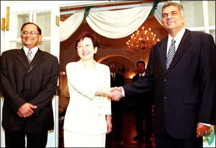 The Japanese Foreign Minister meet Ranil.