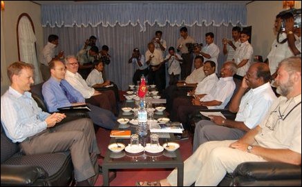 Bauer meeting in Kilinochchi