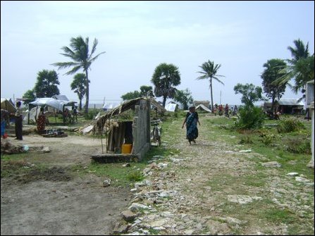 SLA soldiers try to evict resettled Tamil families